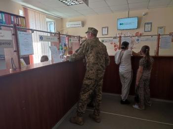 Військовослужбовці – без черг: Покровський ЦОП дотримується принципів безбар’єрності