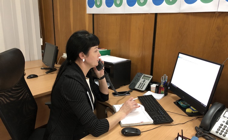 Сеанс телефонного зв’язку «гаряча лінія» про інформаційну безбар’єрність. Фото № 1/0