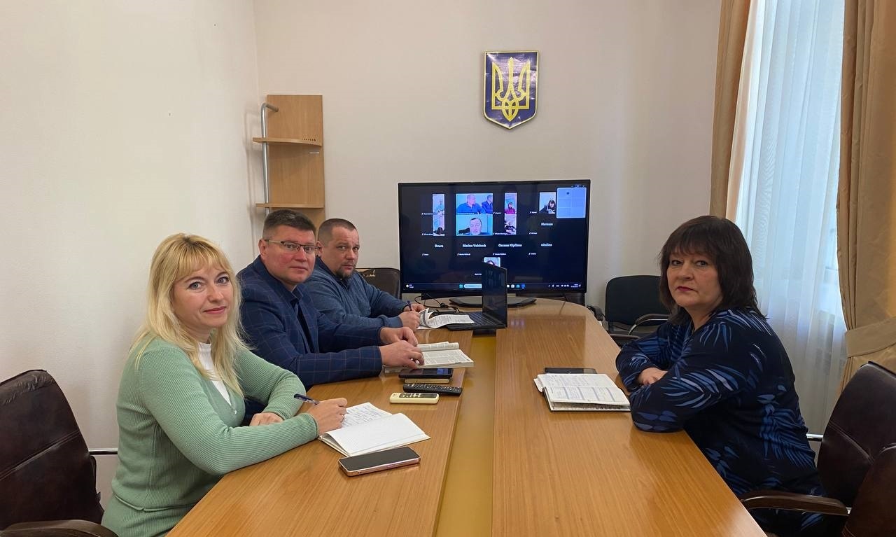 Розгляд нагальних питань на зустрічі з платниками податків. Фото № 1/0