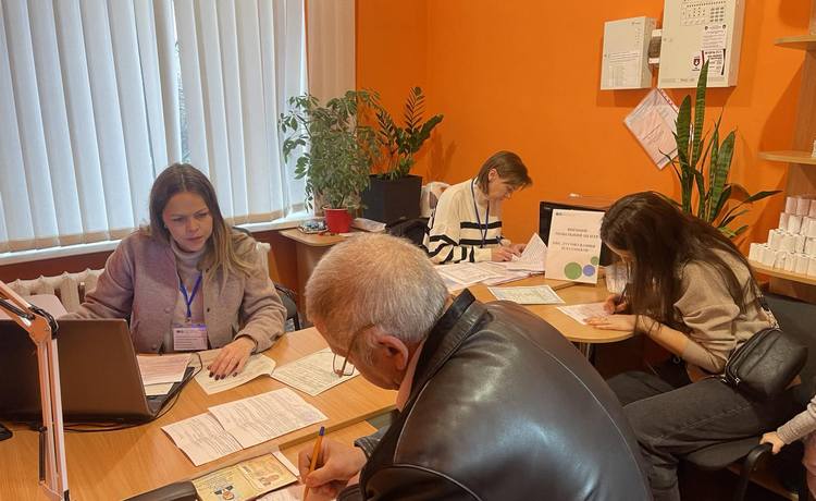 Про надання адміністративних послуг мобільним ЦОП  у ЦНАП Криничанської селищної ради. Фото № 1/0