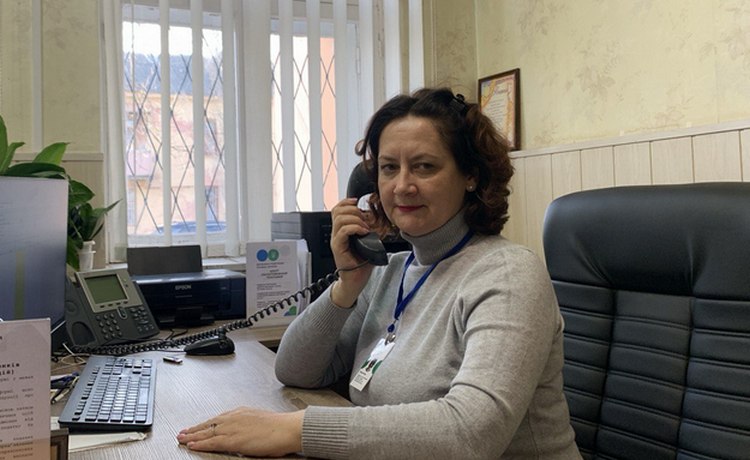 Актуальні питання податкового законодавства під час сеансу телефонної «гарячої лінії» в секторі обслуговування платників м. Покрова Нікопольської ДПІ. Фото № 1/0