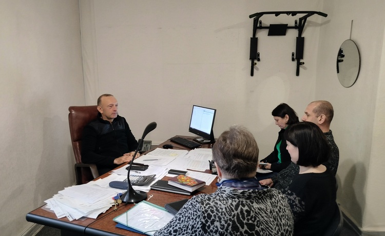 Проведено засідання «круглого столу» з платниками податків  у Кам'янській ДПІ. Фото № 1/0