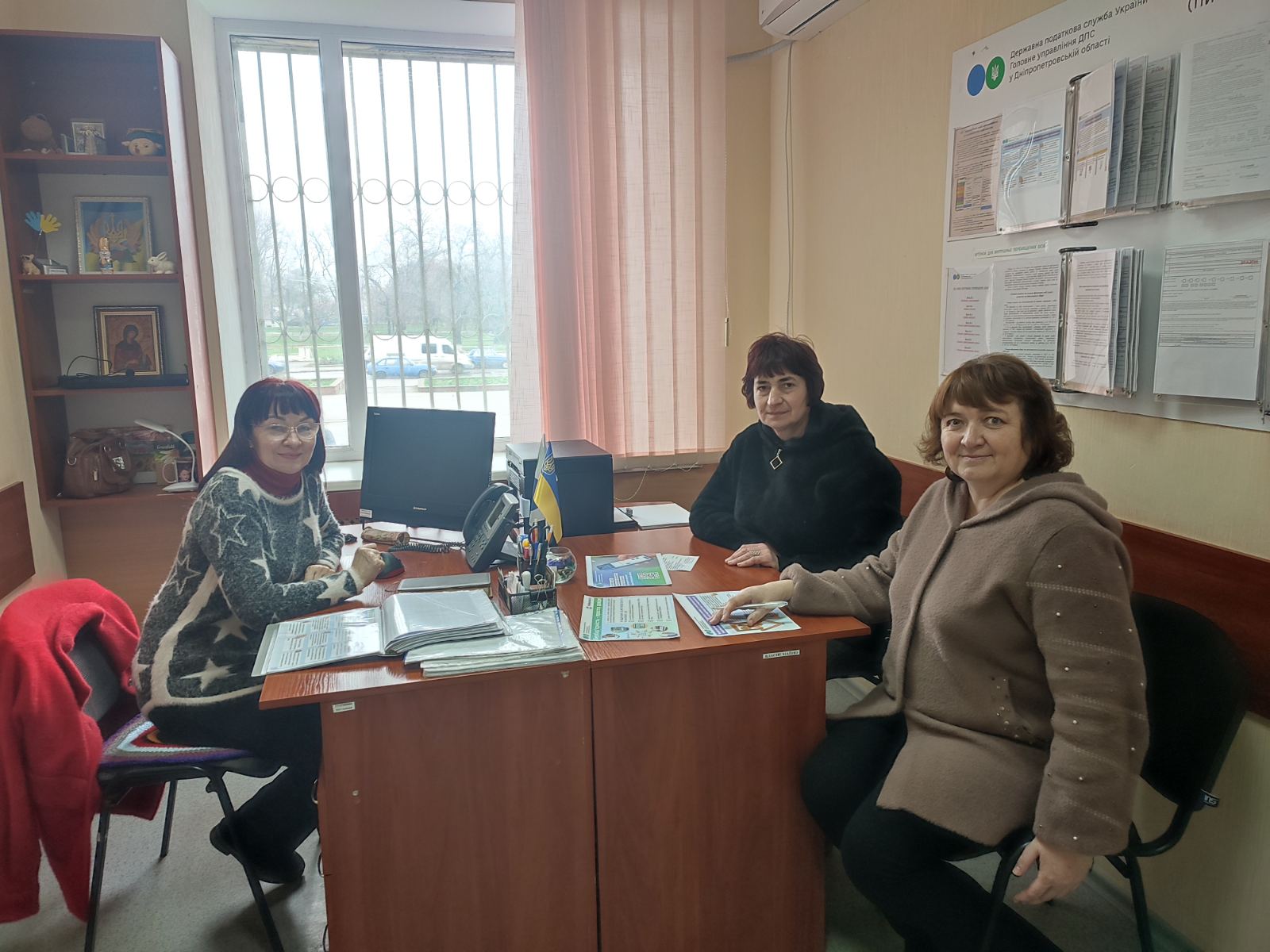 Відбулася чергова зустріч з представниками Васильківської селищної ради. Фото № 1/0