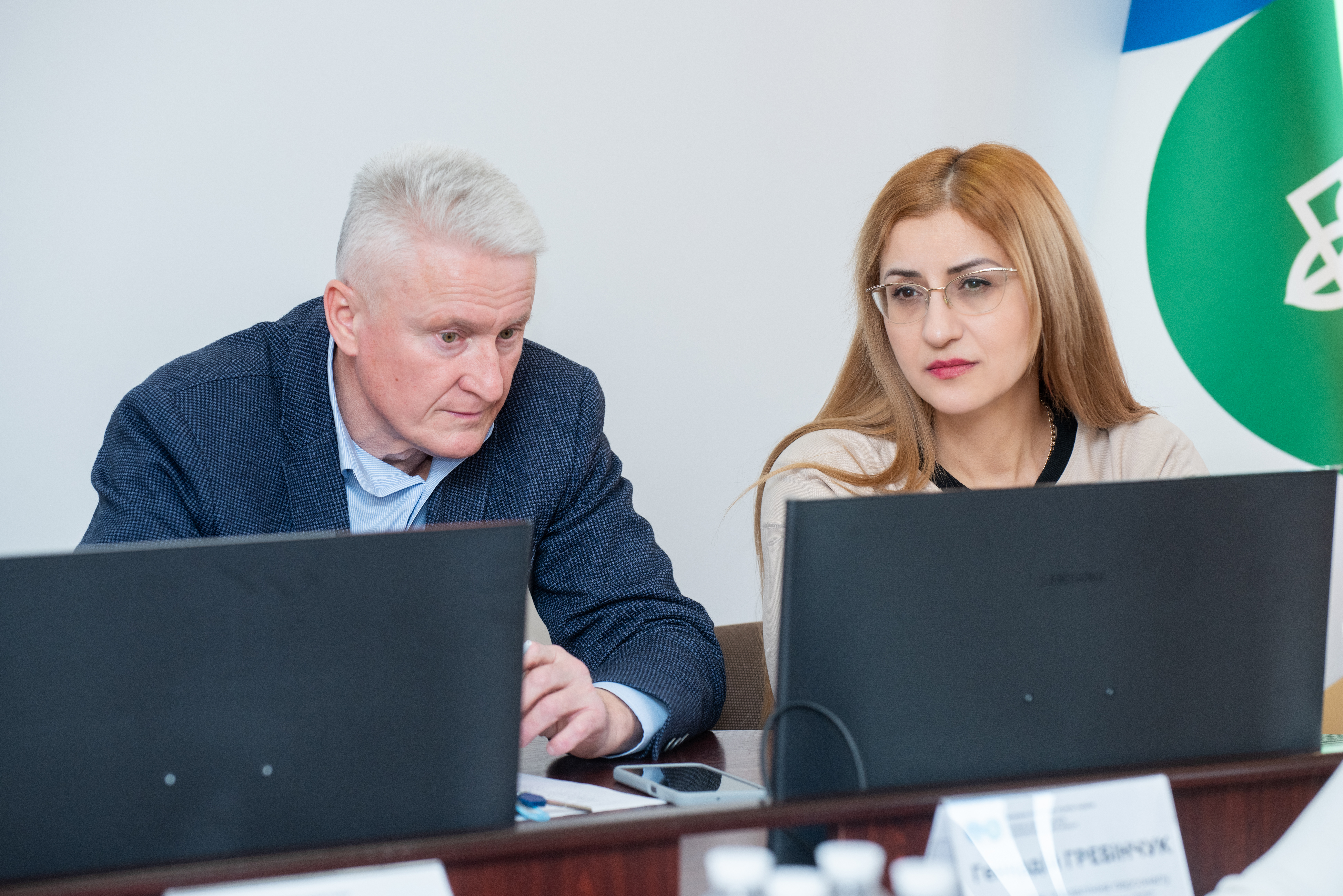 Податкова Дніпропетровщини стала майданчиком для захисту магістерських робіт майбутніх фахівців з податкового регулювання. Фото № 3/2