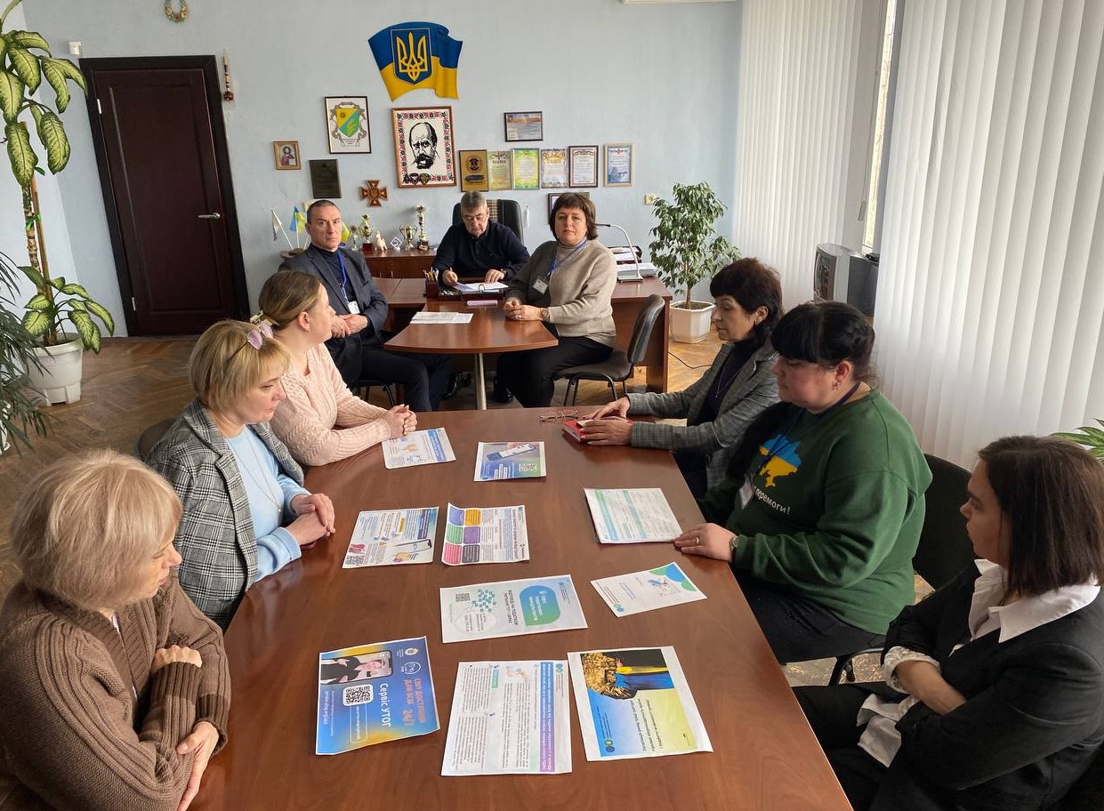 Податківці Криворіжжя за «круглим столом» з платниками  Широківської громади. Фото № 1/0