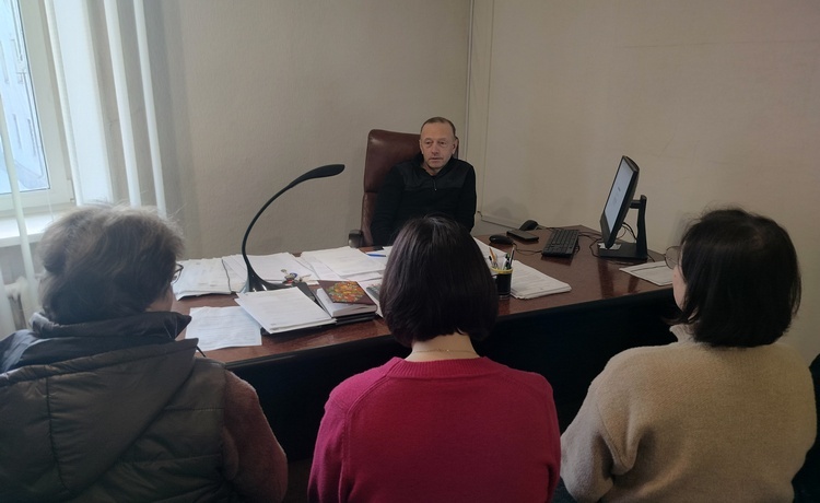 Проведення засідання «круглого столу» з платниками податків у Кам'янській ДПІ. Фото № 1/0