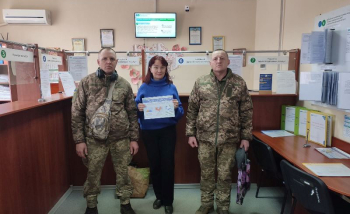 Сервіс із повагою: військовослужбовці отримують податкові послуги першочергово