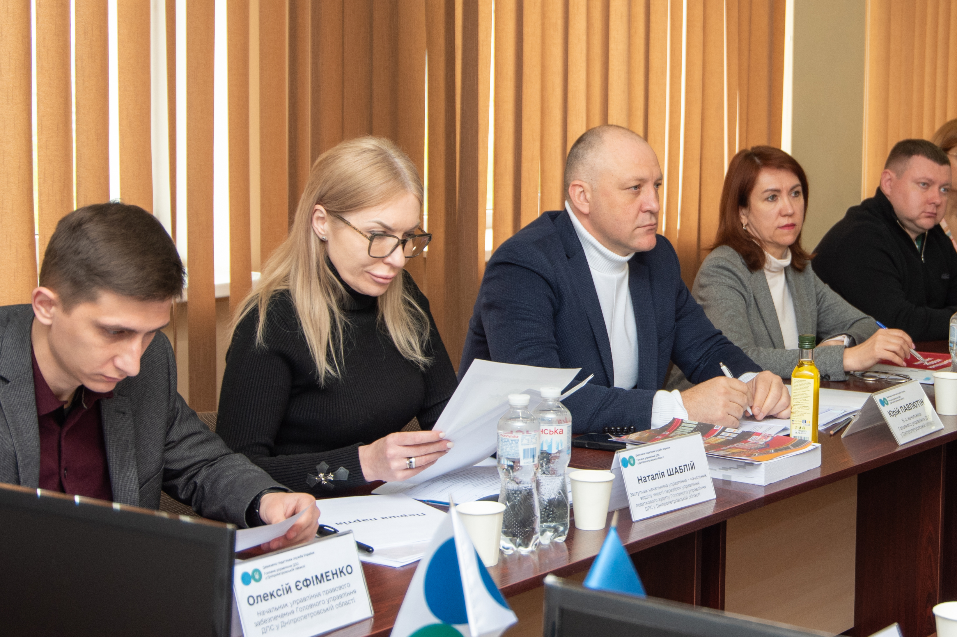 Діалог заради розвитку: керівник податкової служби Дніпропетровщини зустрівся з представниками ветеранського бізнесу. Фото № 3/2