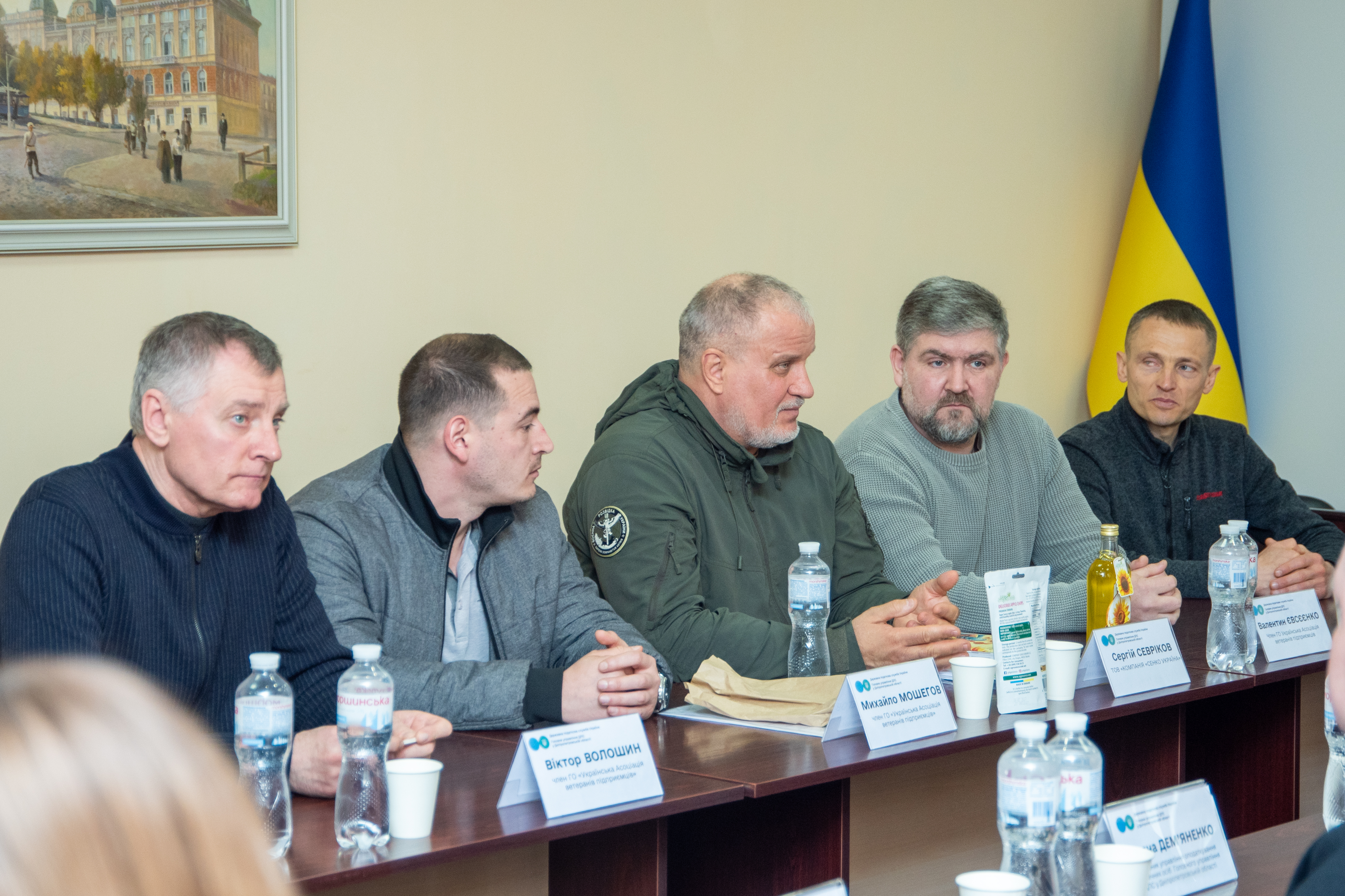 Діалог заради розвитку: керівник податкової служби Дніпропетровщини зустрівся з представниками ветеранського бізнесу. Фото № 5/4