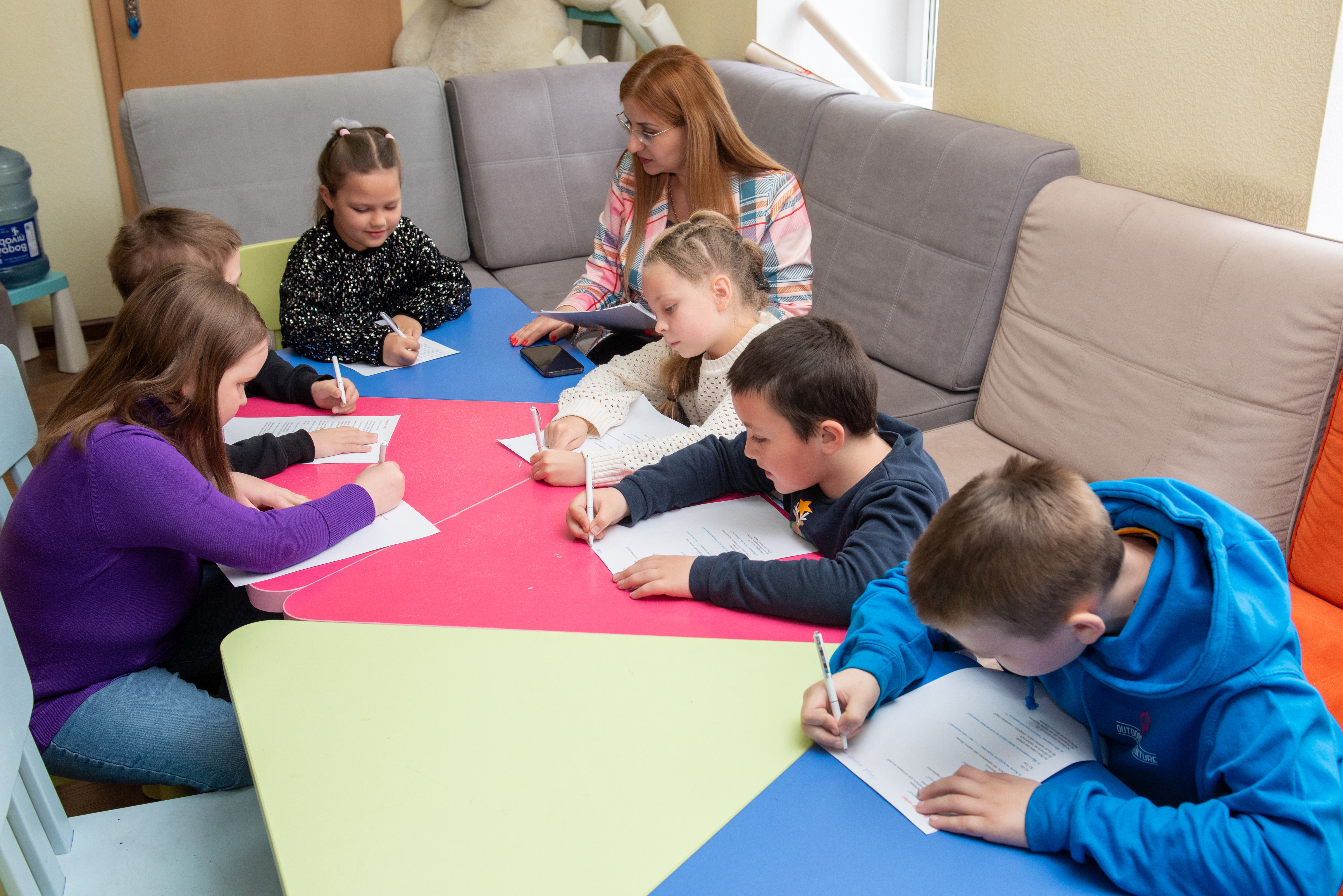 Податкова обізнаність – це круто: податківці Дніпропетровщини відкриті до діалогу з наймолодшим поколінням. Фото № 10/9