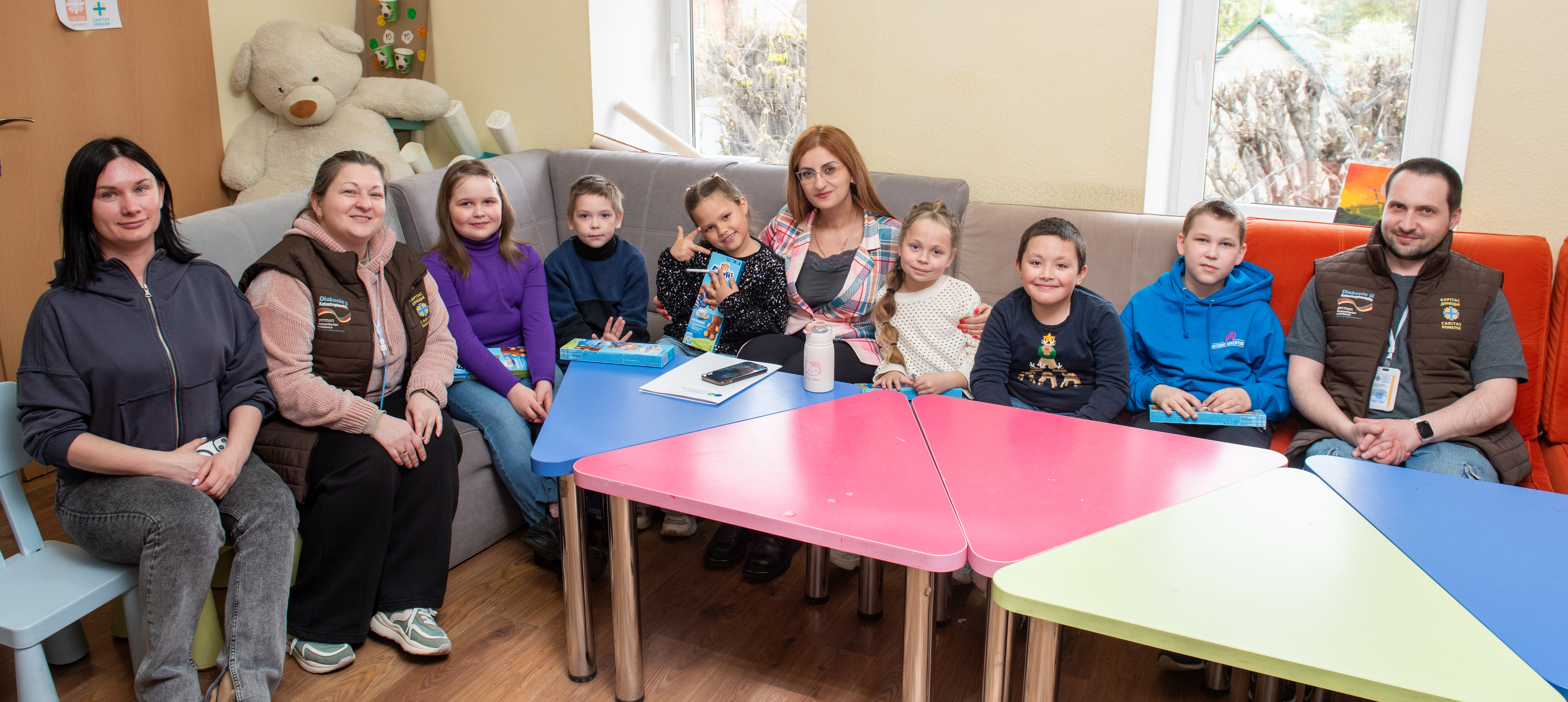 Податкова обізнаність – це круто: податківці Дніпропетровщини відкриті до діалогу з наймолодшим поколінням. Фото № 16/15