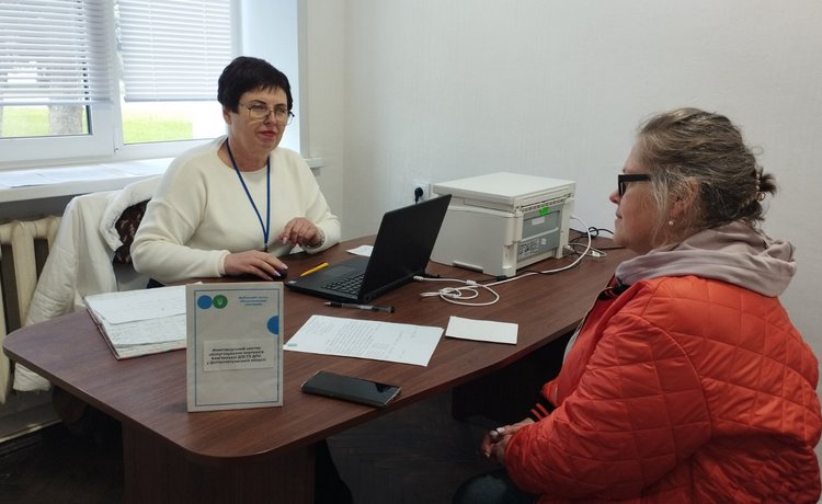 Про надання адміністративних послуг мобільним ЦОП  у ЦНАП П’ятихатської міської ради. Фото № 1/0