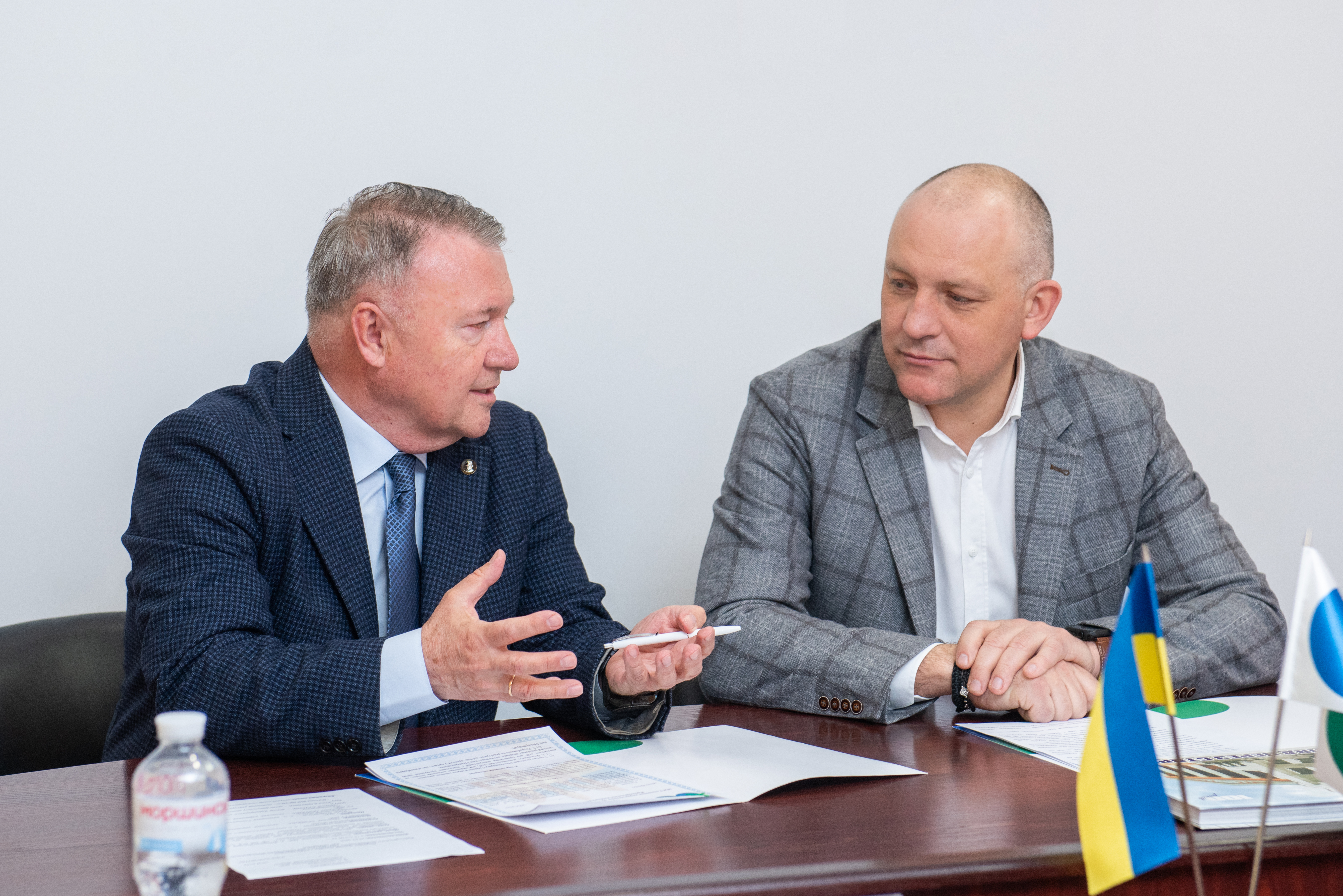 Податківці Дніпропетровщини розширюють співпрацю  з освітянською спільнотою регіону. Фото № 2/1