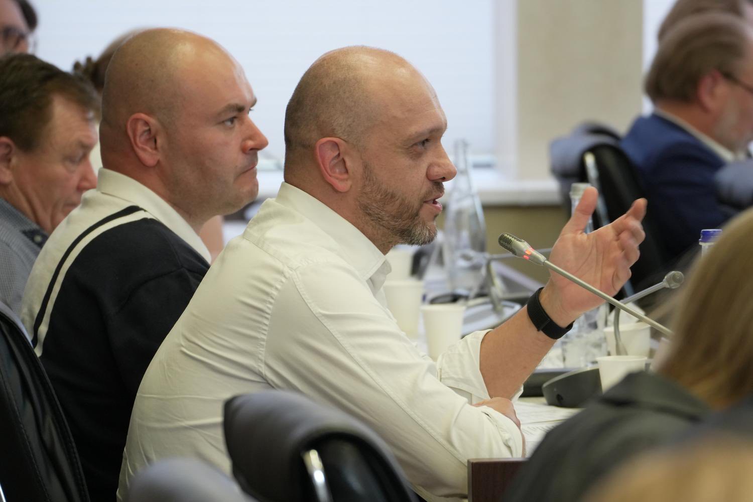 Податкові надходження, цифровізація та податкова медіація: ключові теми зустрічі Лесі Карнаух та бізнес-спільноти. Фото № 17/16