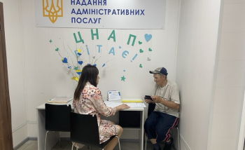 Фахівці мобільного ЦОП консультують у ЦНАПі Піщанської  сільської ради 