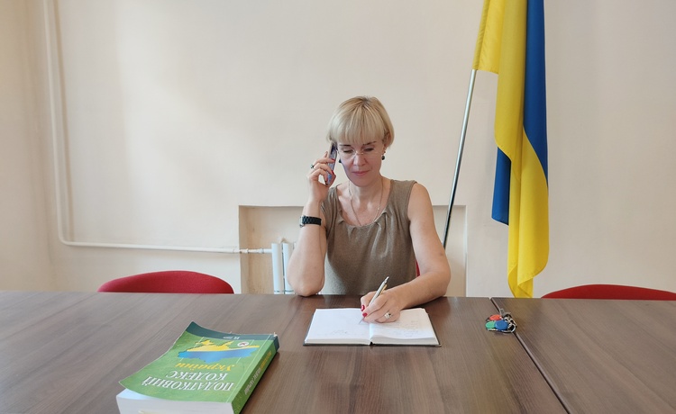 «Гаряча лінія» на тему: «Електронні сервіси для подання декларації на податкову знижку». Фото № 1/0