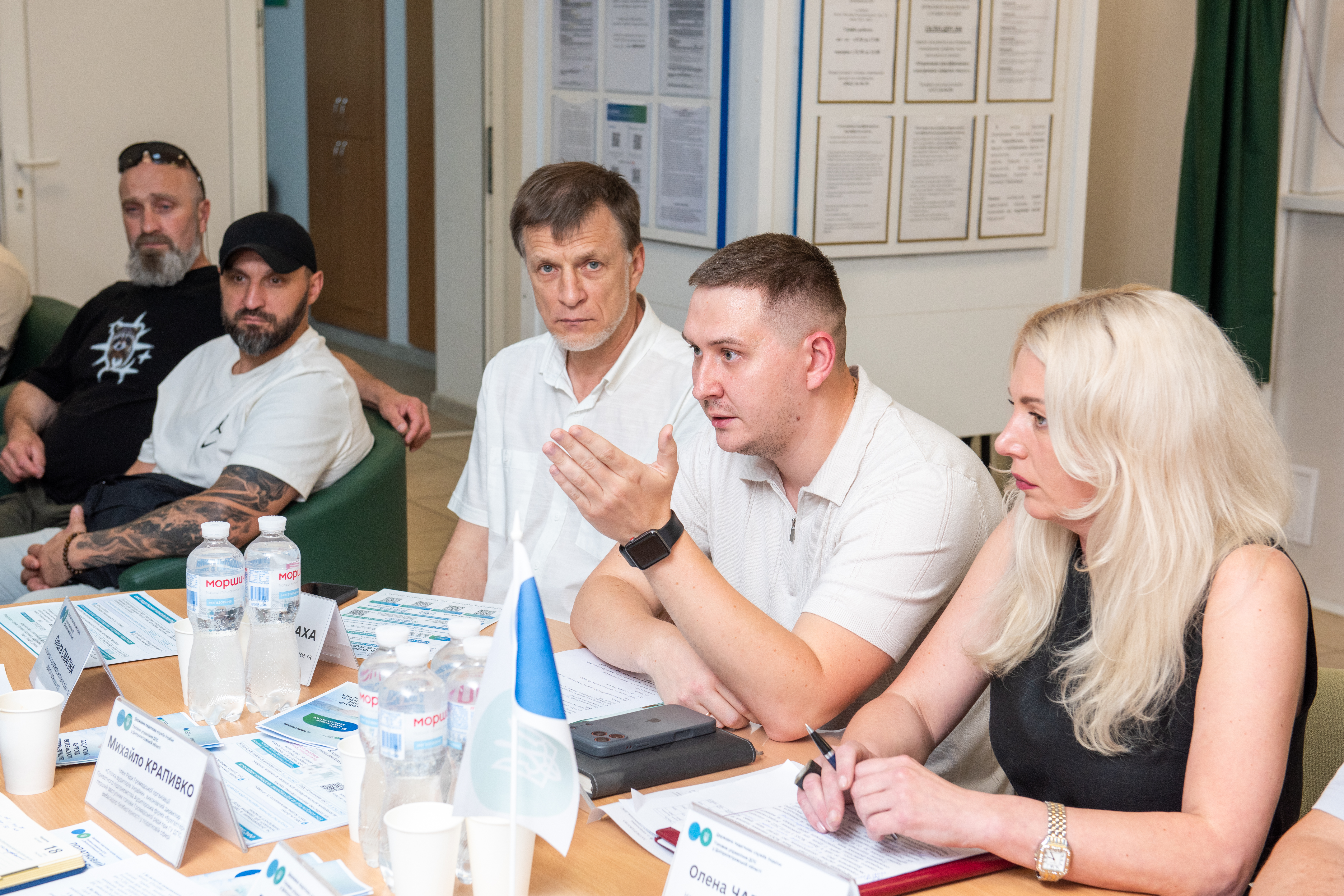 Від ідеї до власної справи: податківці Дніпропетровщини зустрілись з ветеранською спільнотою. Фото № 14/13