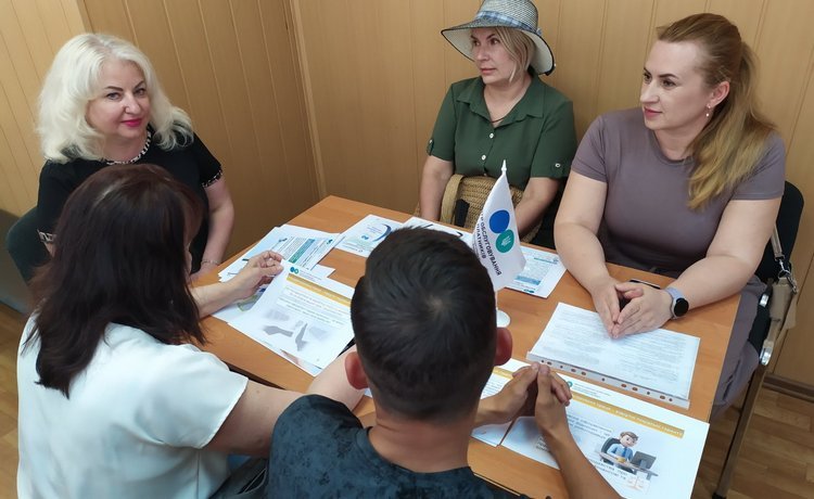 Під час засідання «круглого столу» обговорили актуальні питання податкового законодавства. Фото № 1/0