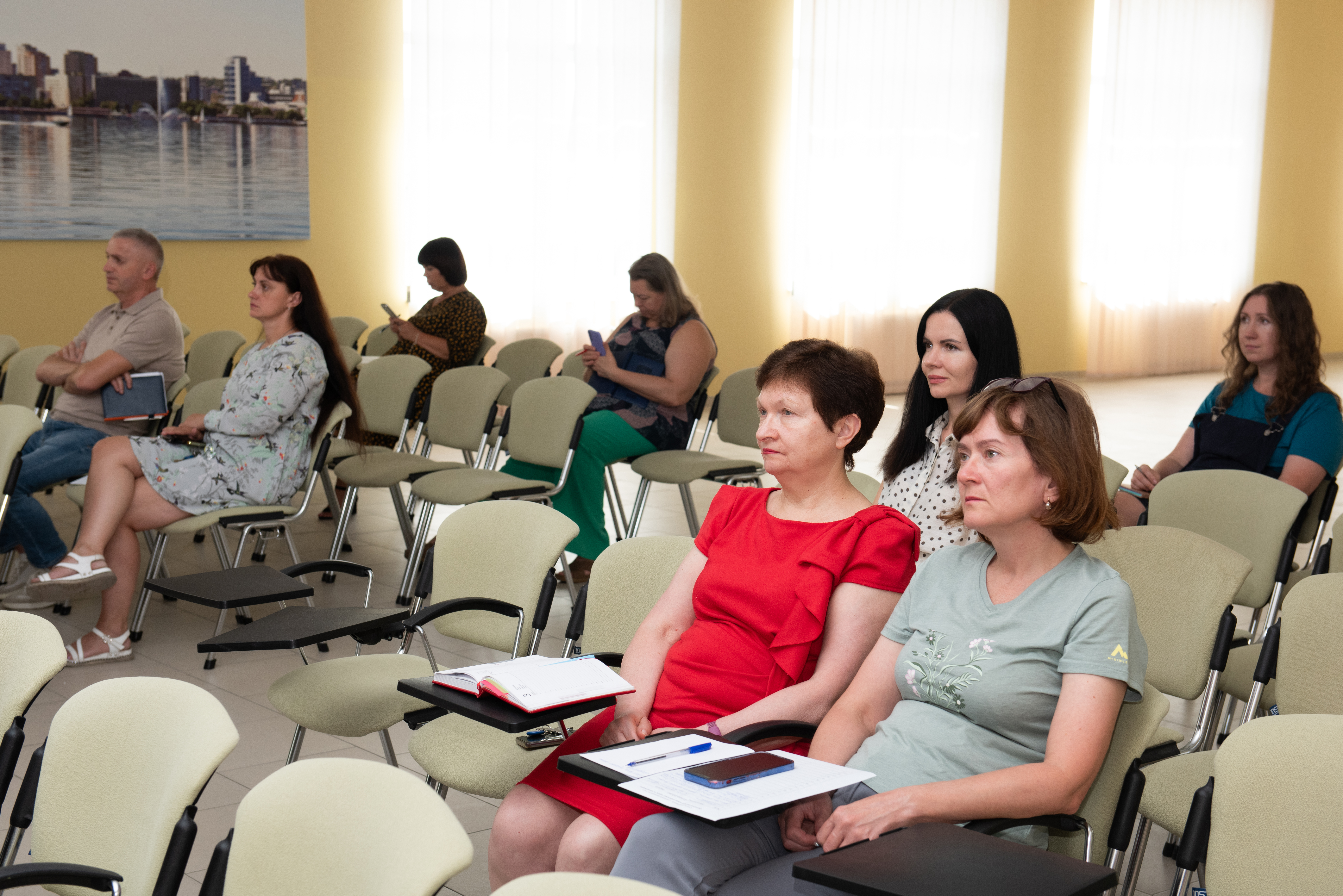 Податківці Дніпропетровщини взяли участь у навчанні з кібербезпеки. Фото № 3/2