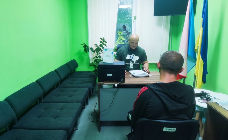 Про надання адміністративних послуг мобільним ЦОП  у ЦНАП Лихівської громади. Фото № 1/0