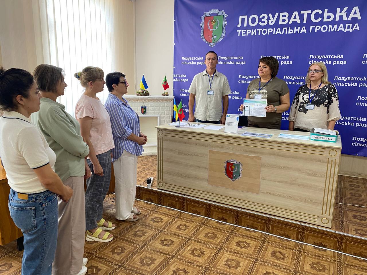 У Лозуватській громаді податківці провели засідання «круглого столу»  з платниками податків. Фото № 1/0