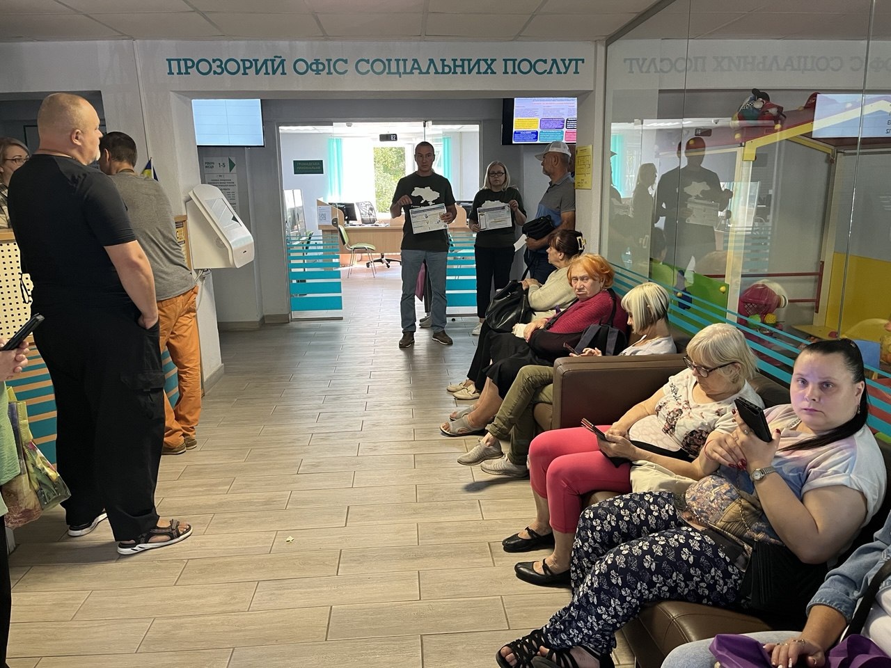 Податківці провели семінар у Прозорому офісі соціальних послуг Тернівської районної у місті Кривому Розі ради. Фото № 1/0
