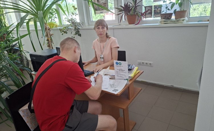 Мобільний ЦОП ДПС: податкові послуги та консультації для мешканців Марганецької громади . Фото № 1/0