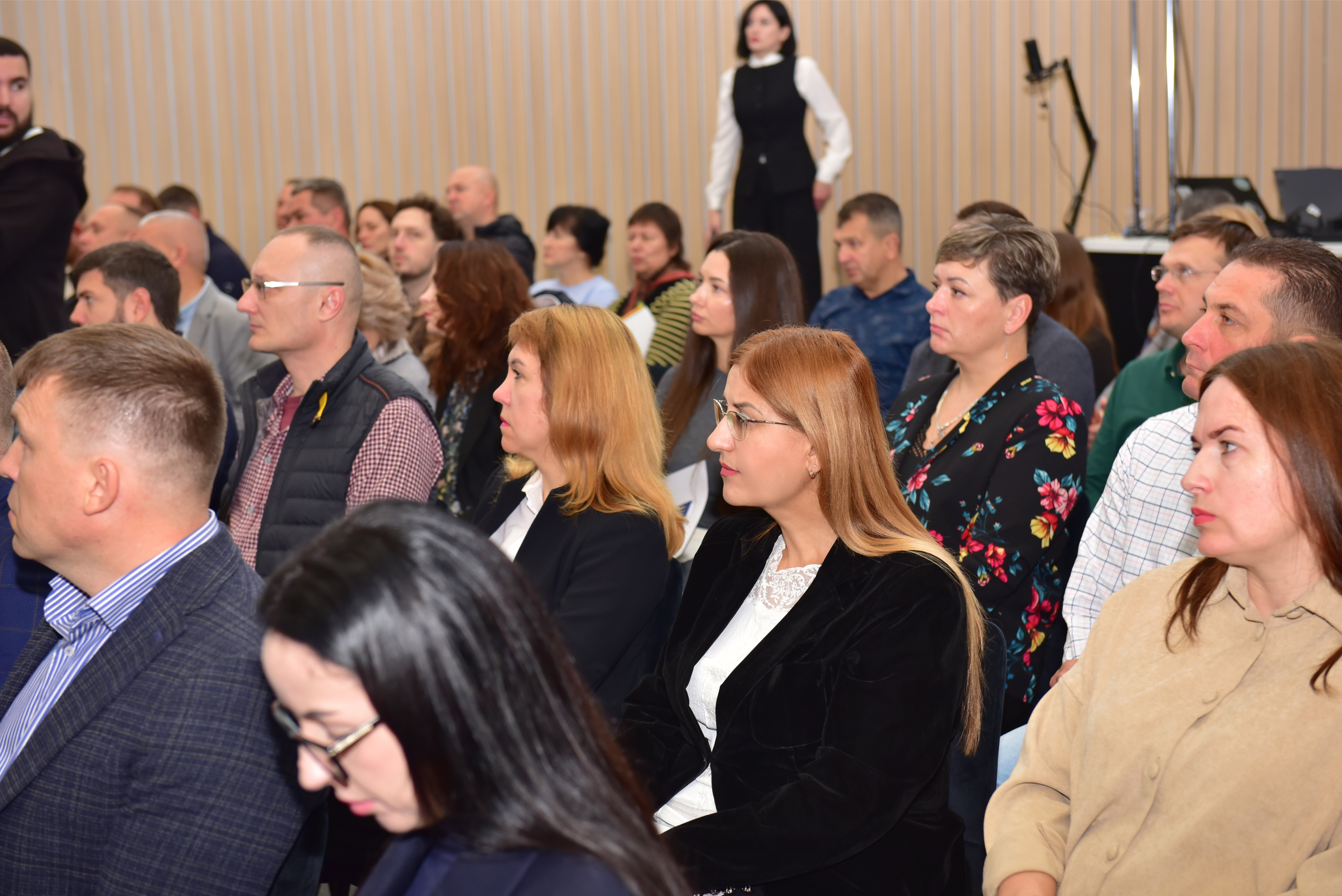 Податкова служба Дніпропетровщини: підтримка бізнесу в умовах війни – спільне завдання. Фото № 4/3